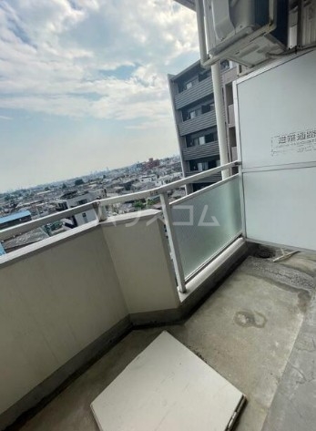 13/21 バルコニー