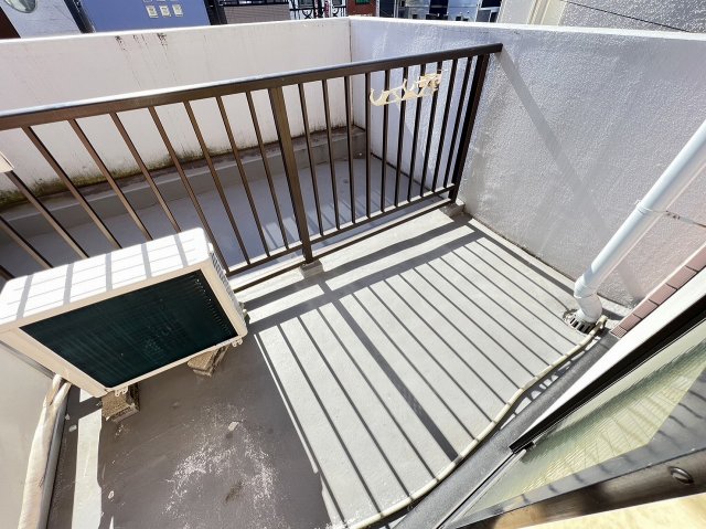 20/30 バルコニー