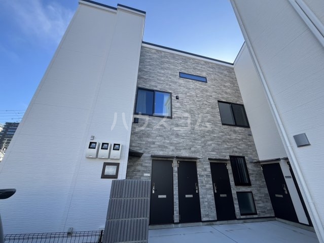 2/3 エントランス