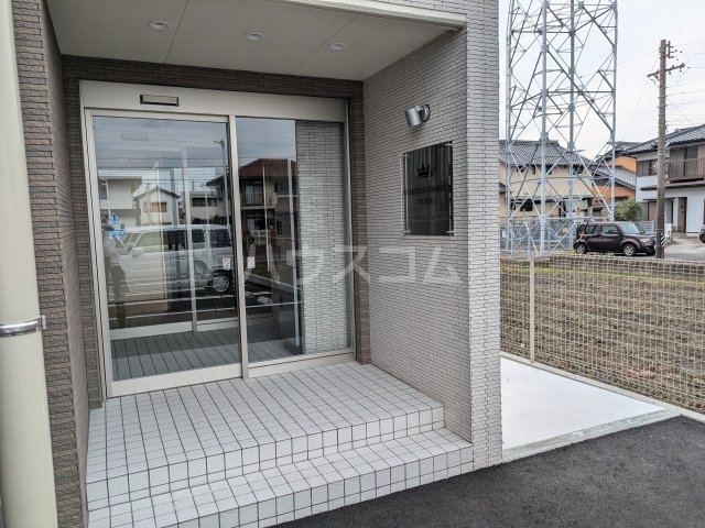 21/28 エントランス