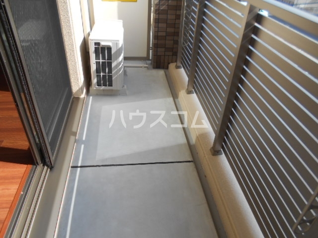 17/28 バルコニー