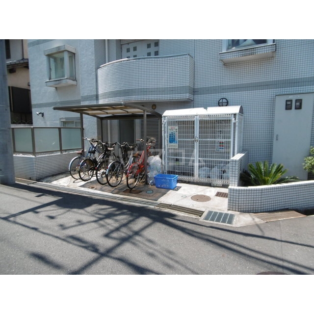 15/20 エントランス