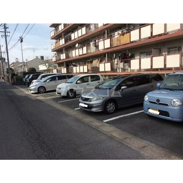 17/26 駐車場