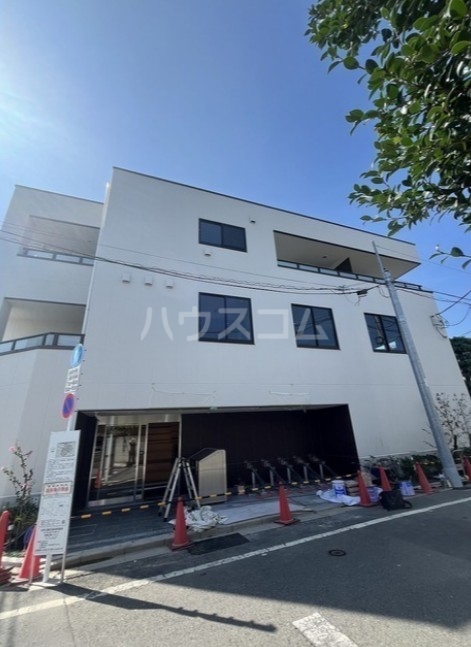 14/19 エントランス