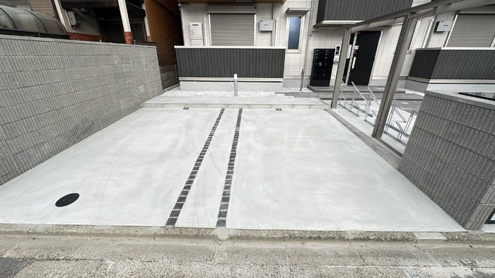 2/3 駐車場