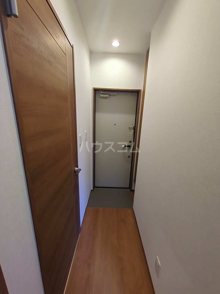 20/26 エントランス