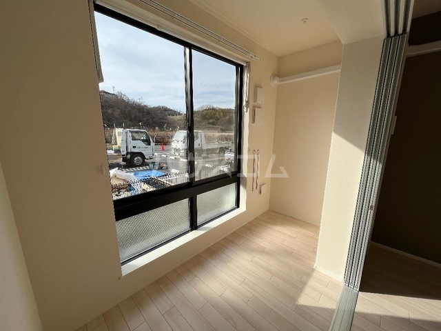 20/30 バルコニー