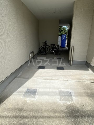 17/20 駐車場