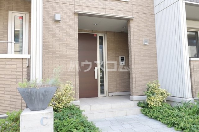 16/26 エントランス