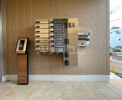 22/29 エントランス