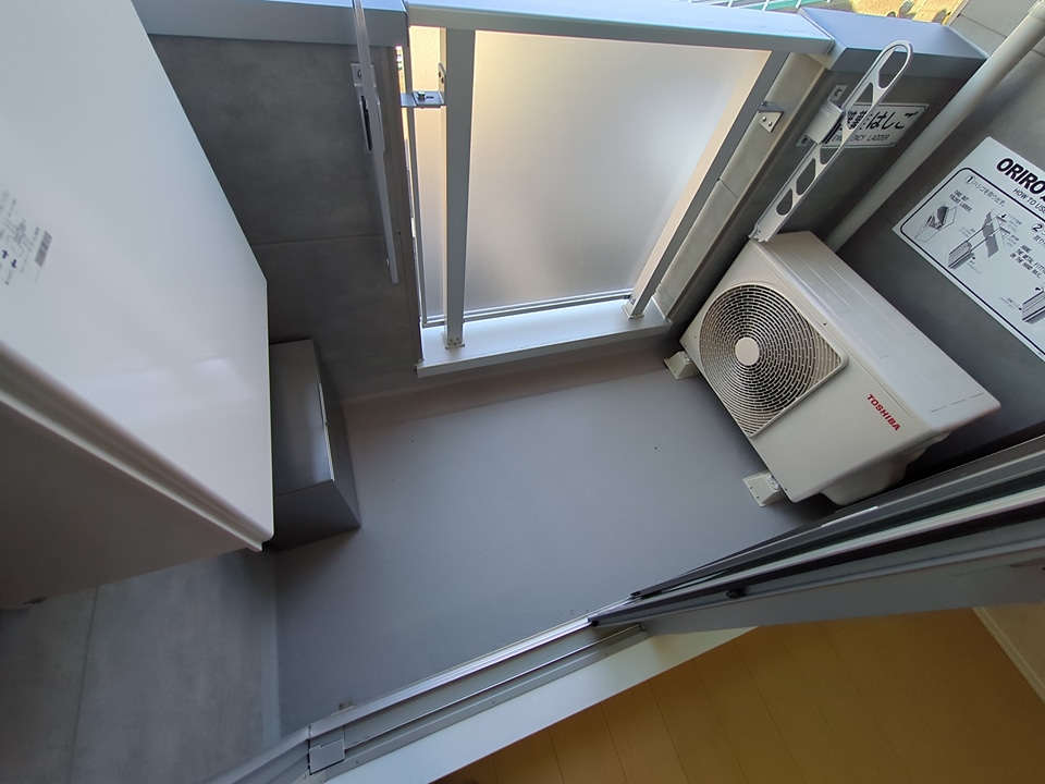 15/28 バルコニー