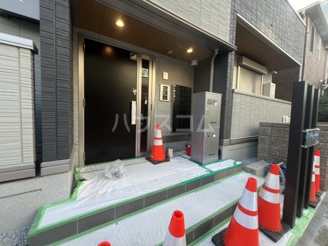 29/30 エントランス