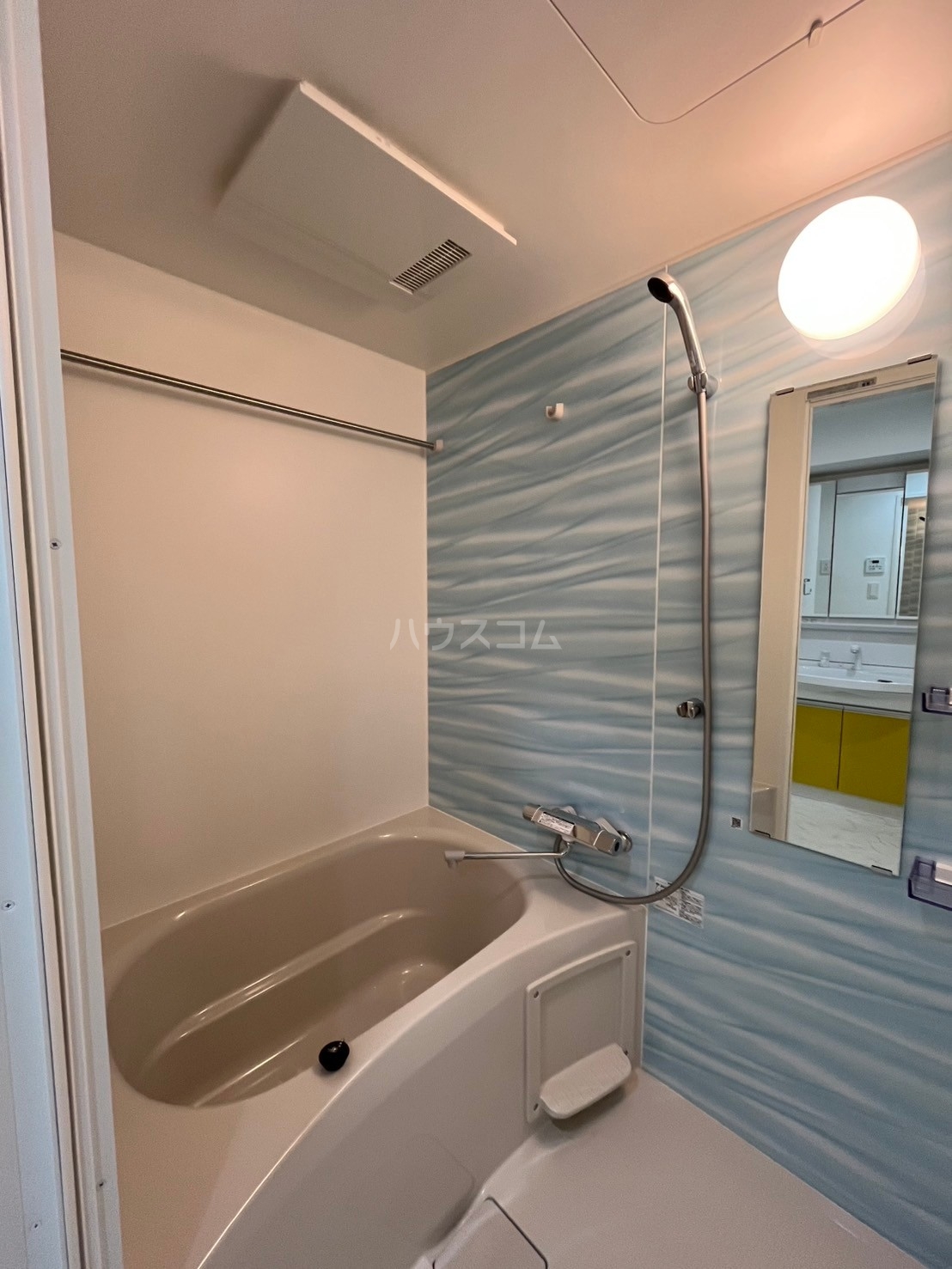 13/30 浴室
