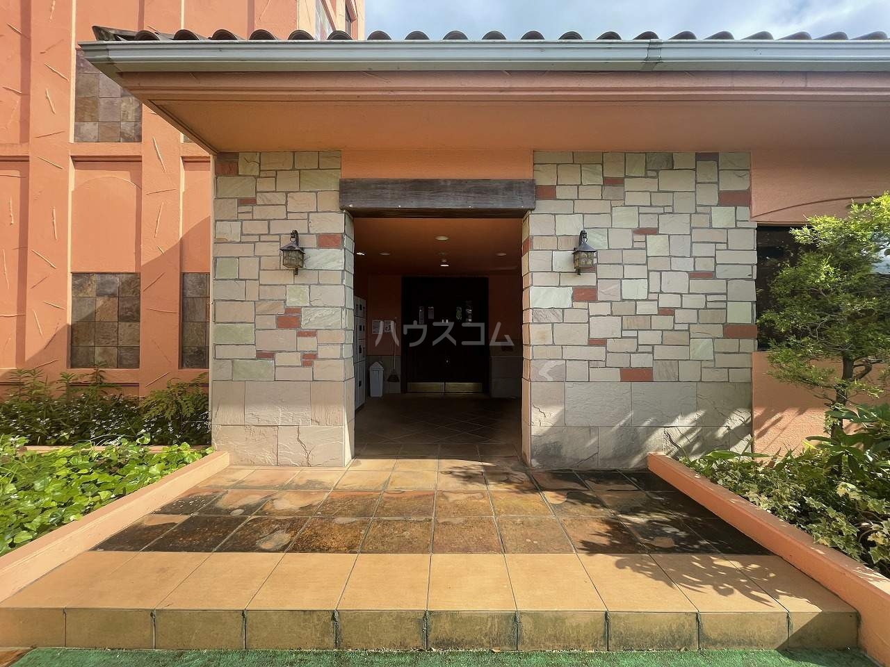 3/4 エントランス