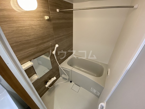 14/30 浴室