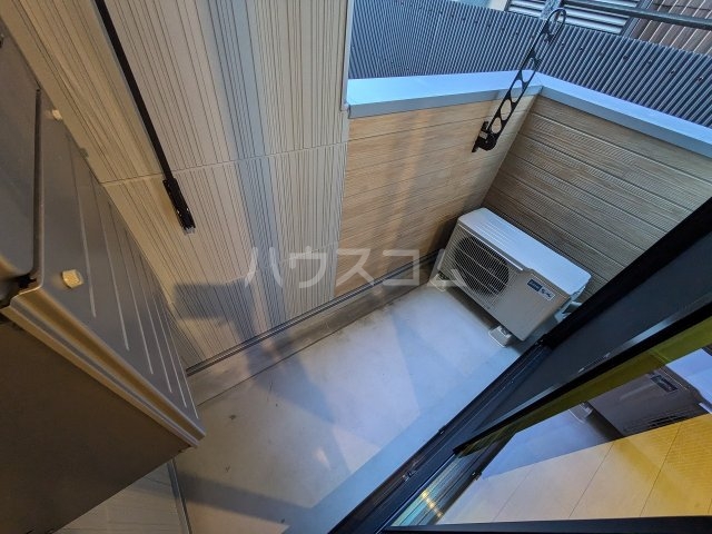 20/30 バルコニー