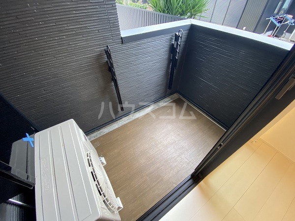 20/30 バルコニー