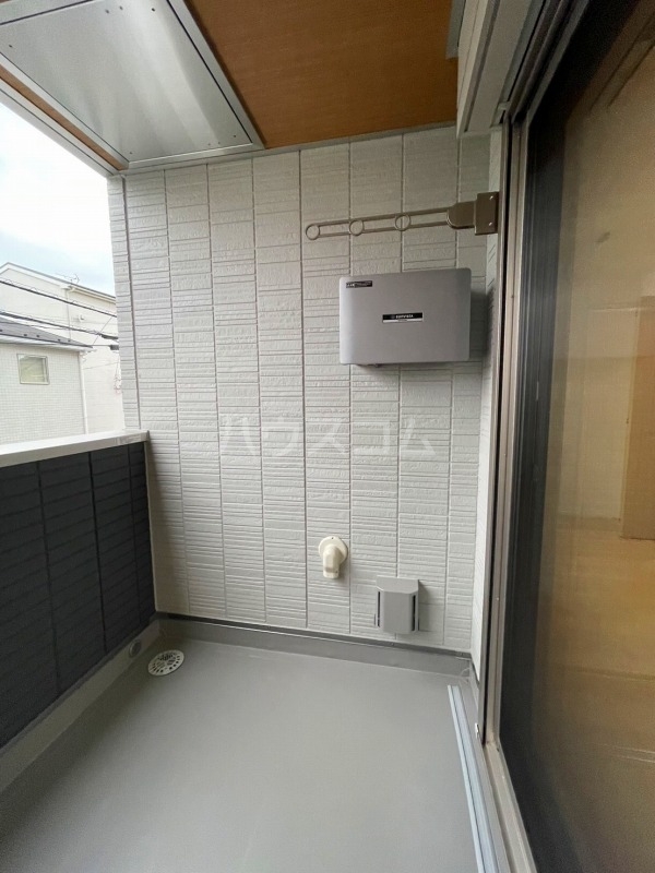 19/30 バルコニー