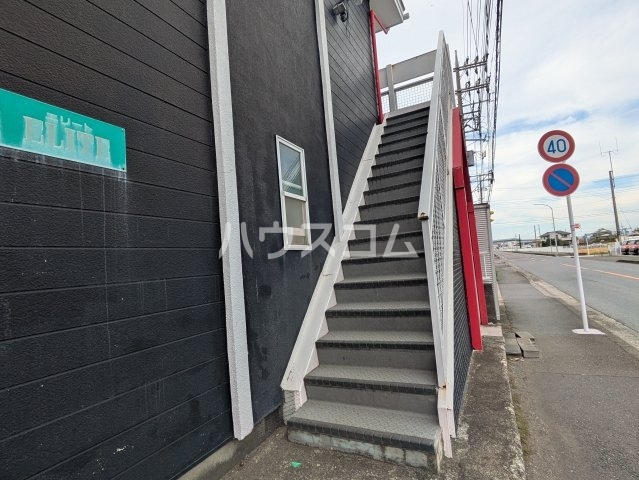 14/20 エントランス