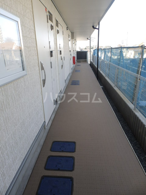 17/25 エントランス