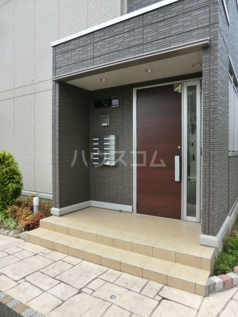 29/30 エントランス