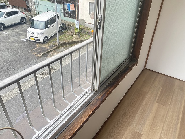 18/28 バルコニー