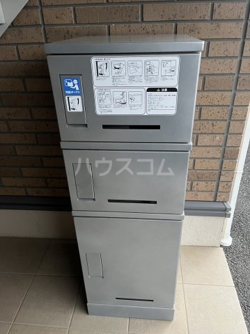 13/14 エントランス