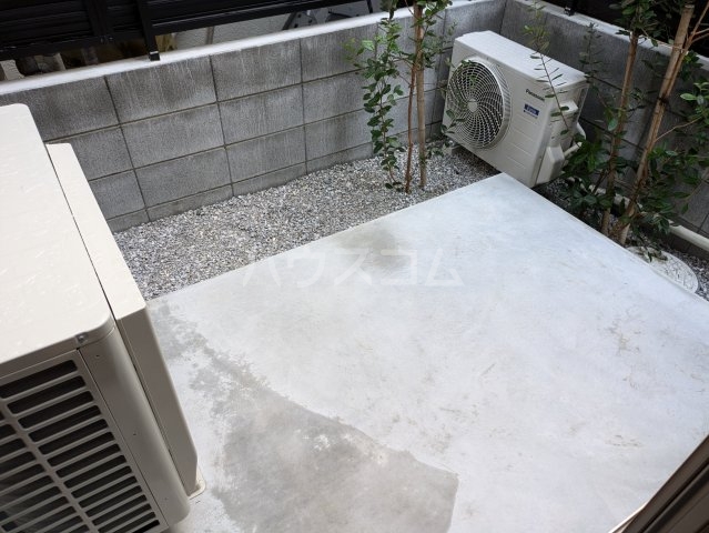 16/22 バルコニー