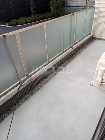 17/30 バルコニー