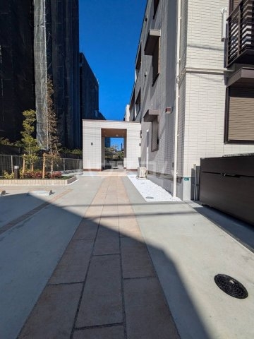 29/30 エントランス