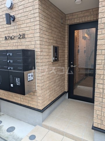 15/25 エントランス