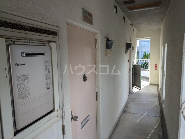 14/23 エントランス