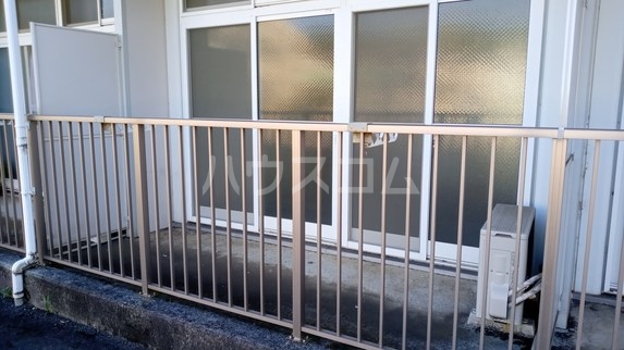 13/19 バルコニー