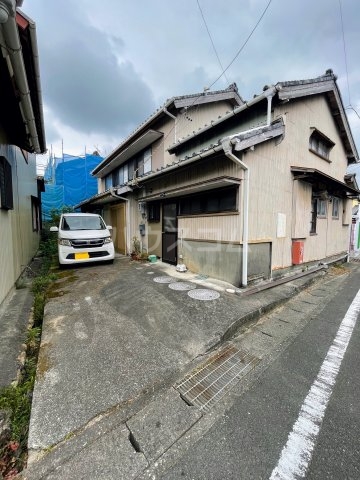 18/29 駐車場