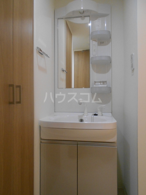 14/28 洗面