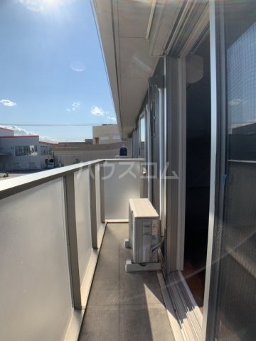 19/30 バルコニー