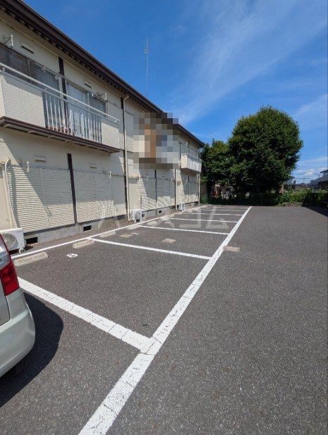 18/26 駐車場