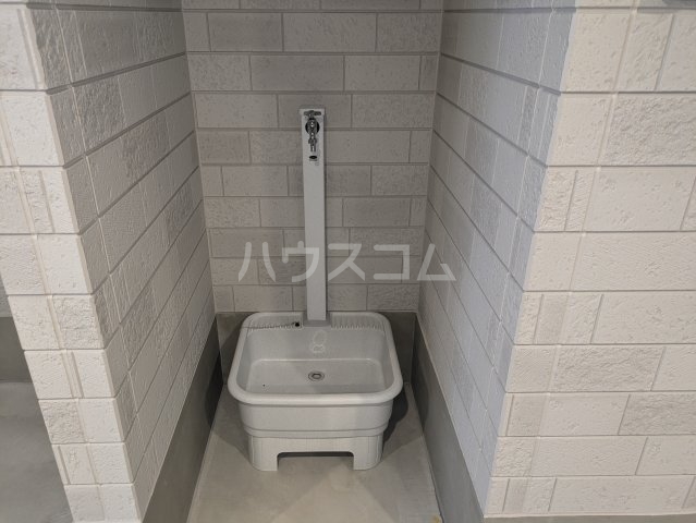 28/30 エントランス