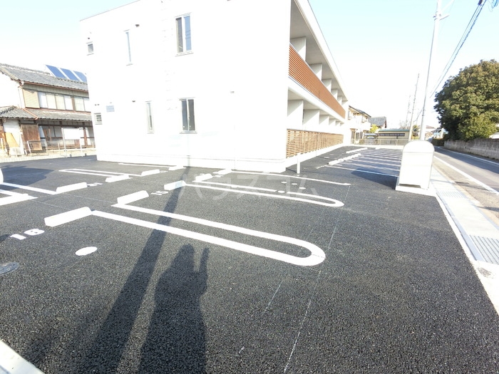 15/20 駐車場