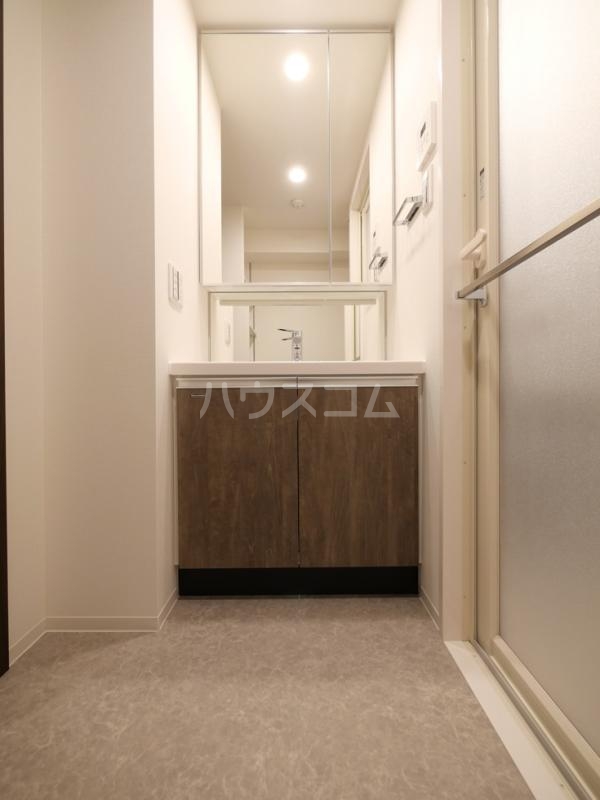 14/25 洗面