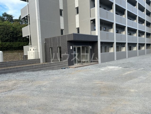 2/6 駐車場