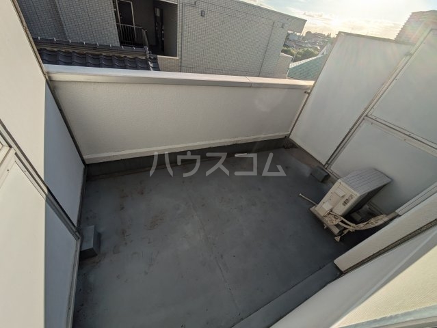 18/30 バルコニー