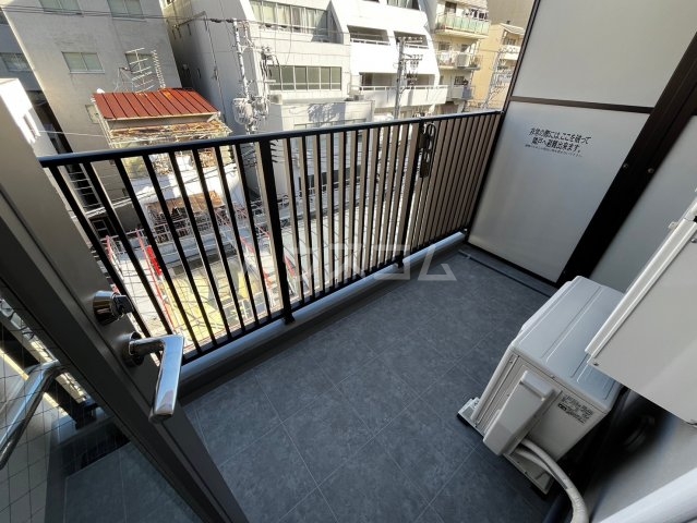 20/30 バルコニー