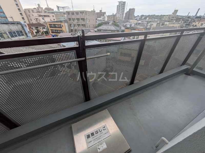 15/22 バルコニー