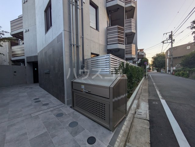 29/30 エントランス