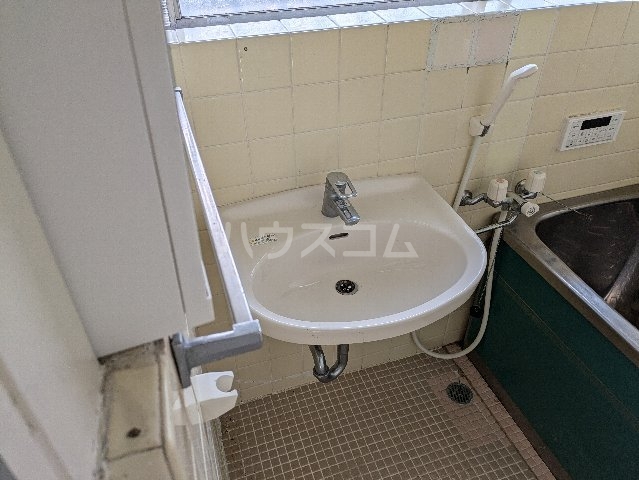 21/30 洗面