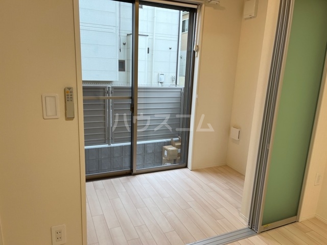 19/30 バルコニー