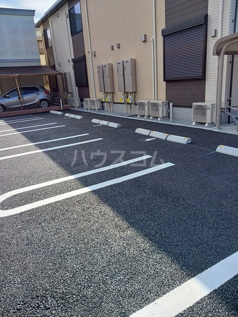16/22 駐車場
