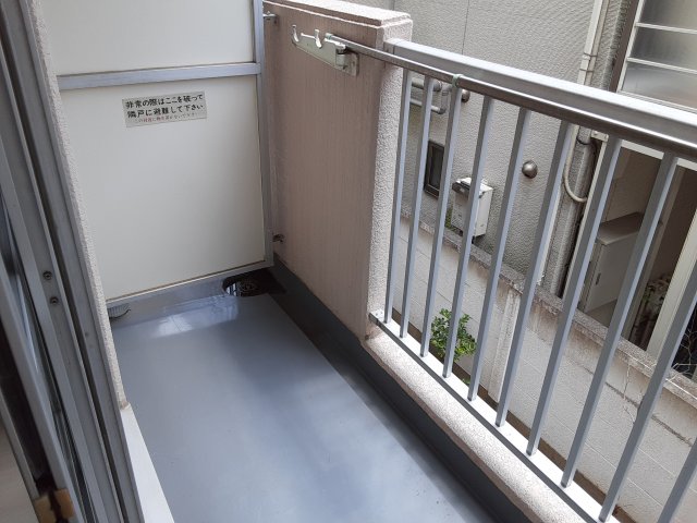 18/30 バルコニー