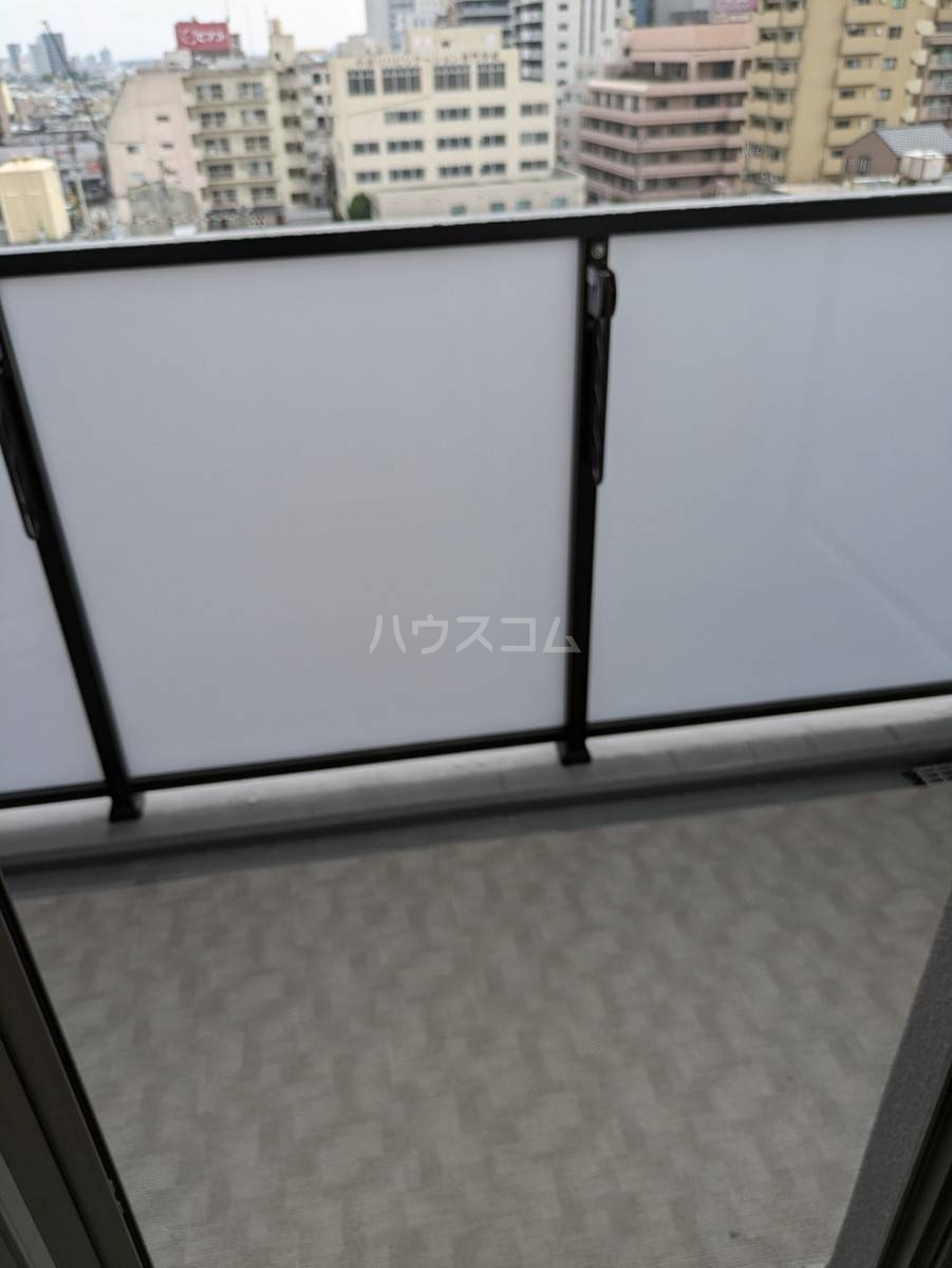 17/27 バルコニー